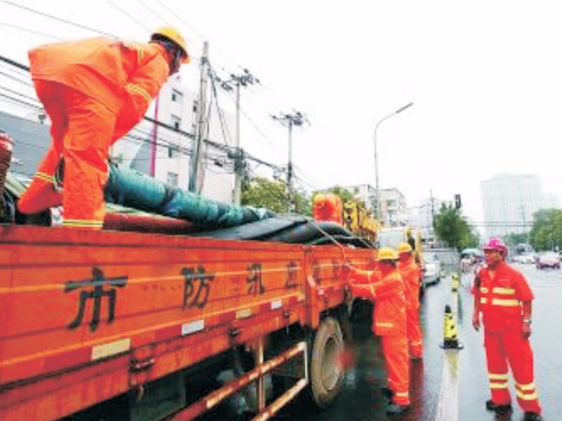 2012.7 北京京港澳高速排涝